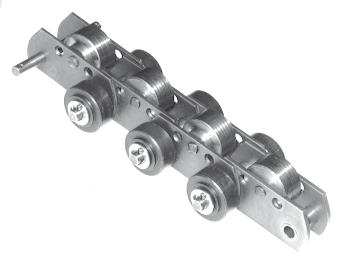 Accumulation chains With off-centre plates, and fitted shafts that jut out and support rollers at each end.