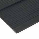 2400 1200 black 42 Trailer mat M42 execution : upper side lengthwise broadribbed, reverse with bubbles weight (kg) 31081188 10 1500 1200 black