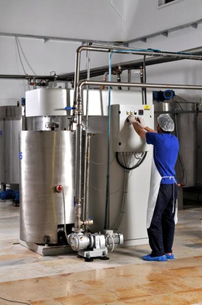 Maintenance of Facility As the manager responsible for food safety, you should ensure that regular inspections are carried out in relation to the condition of the facility and equipment.