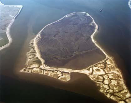 Riverdelta IJssel use of dredged