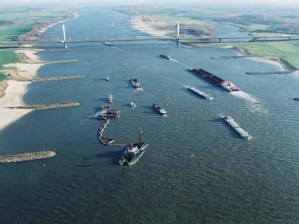 Dredging for Climate Change and Transport in the Netherlands 5 Reasons to Dredge in the Netherlands For reasons of transport (maintenance and improvement) For keeping our country safe For reasons of