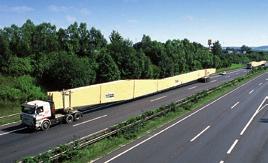 assembly times. Using our special lorries, we can transport components up to a length of 65m.