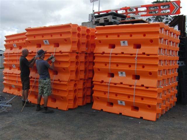 Installation instructions Standard installation Step 1 Site preparation Product Manual: TL-2 Plastic Water Filled Barrier It is preferred that TL-2 Plastic Water Filled Barrier is installed on