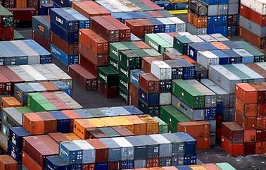 Shipping Containers on the NSR Containerized Cargo on NSR: Transport of containers via the NSR that are less time-sensitive than