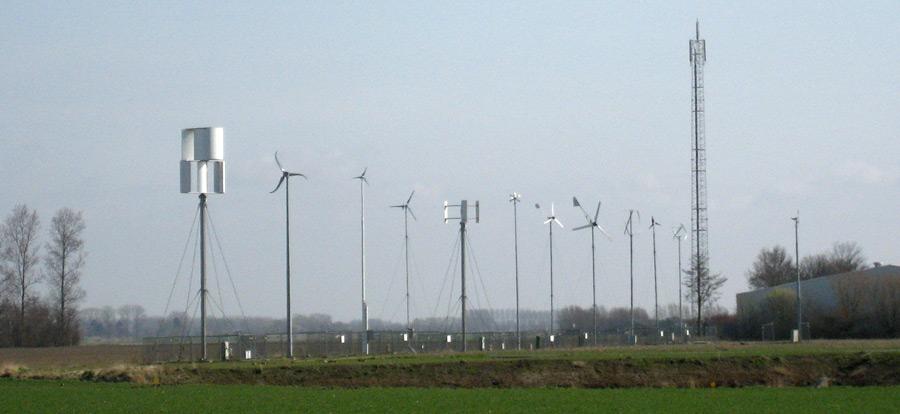 93 3 rd IEEE International Conference on Adaptive Science and Technology (ICAST 2011) Energy Yield of Small Wind Turbines In Low Wind Speed Areas S.O. Ani, H. Polinder and J.A. Ferreira Electrical Power Processing, Delft University of Technology Mekelweg 4, 2628 CD Delft, Netherlands S.