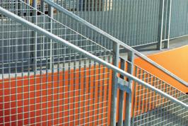 The added strength and rigidity of the panel allows for more sturdy fences and enclosures. x 1/8" Bars (25mm x 3mm) 5-3/1 (132mm) Weight Per Square Foot 3mm Main Bar 3.1# /sq. ft. 2mm Main Bar 2.