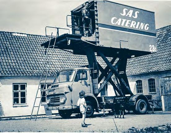 1966: Vestergaard repairs existing deicers for SAS Copenhagen and as a result lands the order for new deicers, which are delivered in 1969.