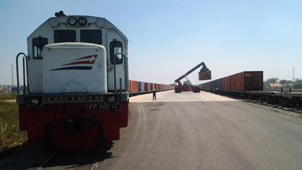 Trucking Rail