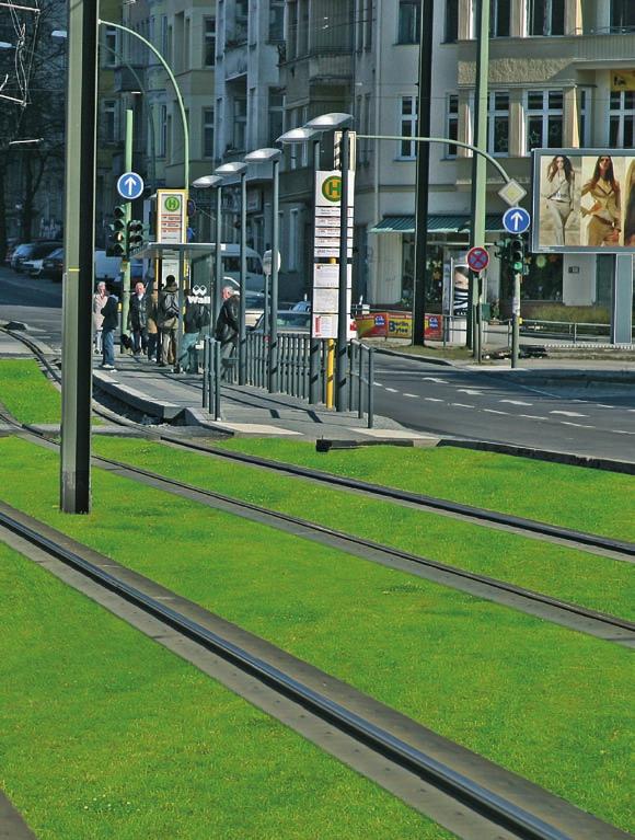 RHEDA CITY GREEN the appealing alternative RHEDA CITY GREEN is the green-track alternative of the RHEDA CITY model the system with long years of proven operation in urban transit.