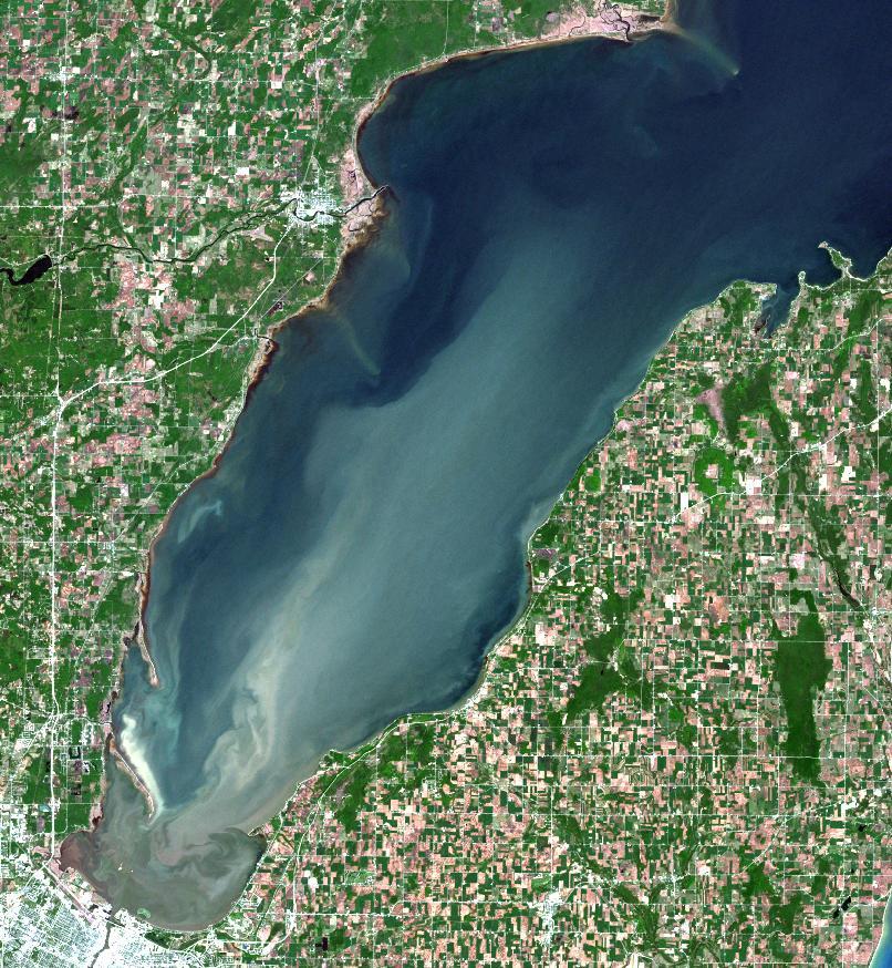 Distinct Gradient of Water Pollution From