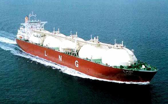 LNG Shipping Double-hull Modest drafts High freeboards Expensive High Safety Stds
