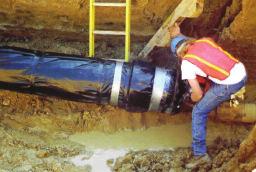 Therefore, there may often be very little normal force from gravity or bouyancy to result in increased friction against the walls of the bore hole as the pipe is pulled back.