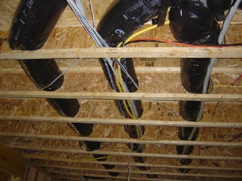 5. HVAC Duct Installation In this house, the builder did not follow the manufacturer s instruction