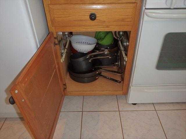Repair / Replace Cabinets: