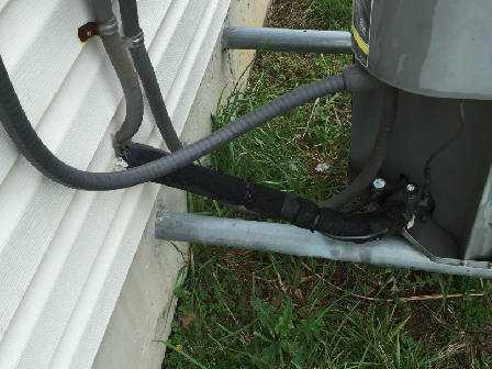 Condensate Removal: PVC Exterior Unit: Suspended