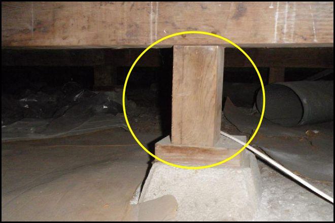 space water/gas valves. RAISED FOUNDATION Initial Comments residence. 2.1. The location(s) of the access to the crawl space is at at the left side of the General Crawl Space Findings 2.2. Some efflorescence was observed on the surface of the stem wall.