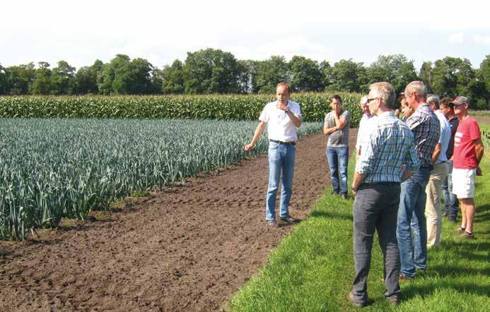FARM GUIDANCE - Flemish farmers were visited and guided by the counsellors of the Flemish Land Agency individually.