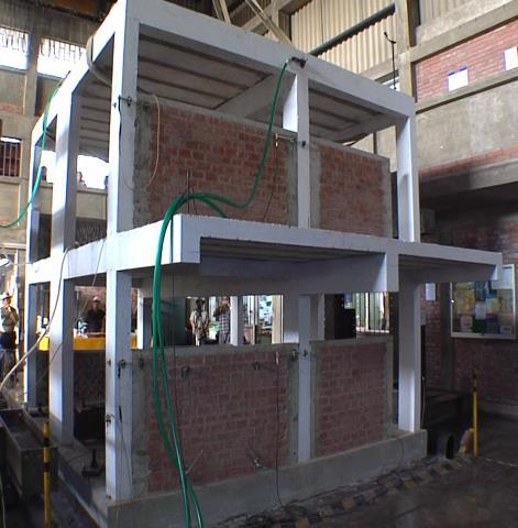 Study for Incremental Retrofitting of School Buildings 780 PRE in Peru (2016) Laboratory
