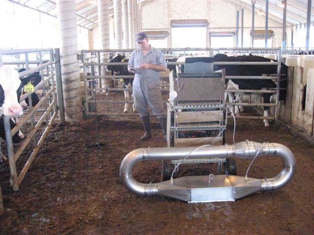 Monitoring of Emissions in Pennsylvania Agriculture Heifer facility, measuring manure with 3 rd