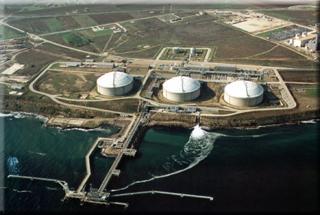 length is 300 meters and it can accommodate LNG vessels with capacities of 40.000 to 125.000 cubic meters( BOTAS,web).