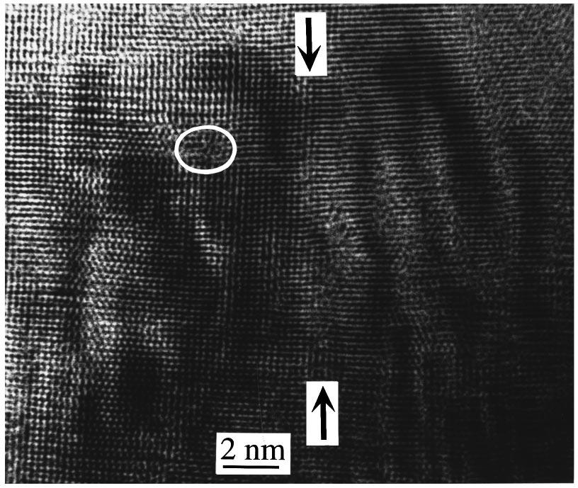 7882 J. Appl. Phys., Vol. 85, No. 11, 1 June 1999 Auner et al. gion, with electron beam parallel to Si 112, is shown in Fig. 4.