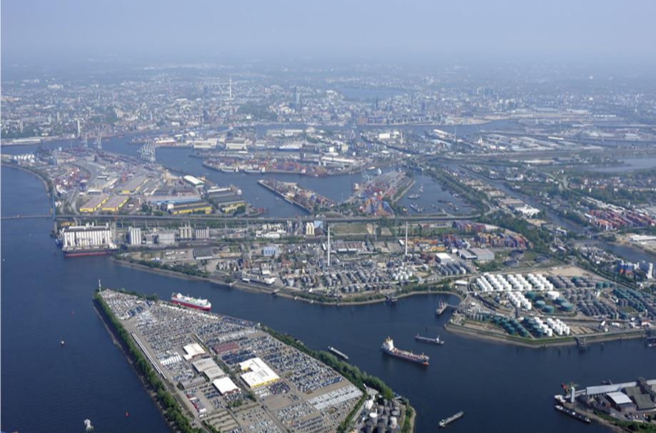 Port of Hamburg Relies on IoE Capabilities to Improve Management of Waterways, Roads, and Rail EXECUTIVE SUMMARY Objectives Develop a strategy to maintain, modernize, and constantly improve HPA s
