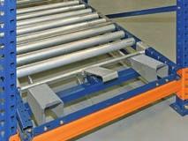 The pallet retainers are equipped with a set of elements that make it possible for the rest of the pallets