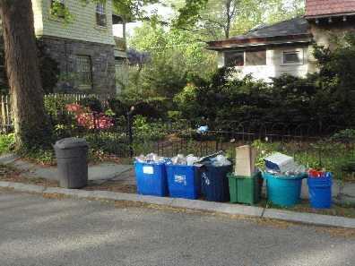 Philly s Success Phantastic! Curbside recycling tonnages up ~155% since FY 2008 Per HH yield of 450+ lbs./yr.