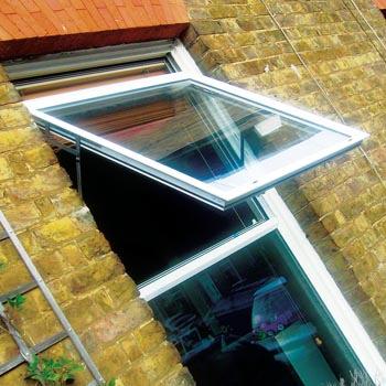 Traditional forms of ventilation Windows Rapid purge ventilation to disperse water vapour, odours and cooling Closing windows for long periods can lead to condensation and mould growth Double glazing
