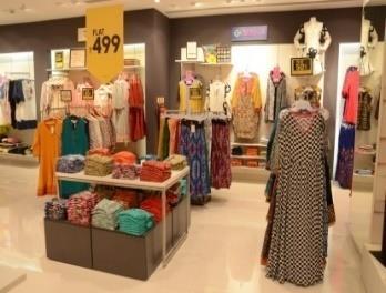 ) MBOs E-commerce MF&L brands are present in ~4,500 Multi Brand Outlets MF&L brands present across all