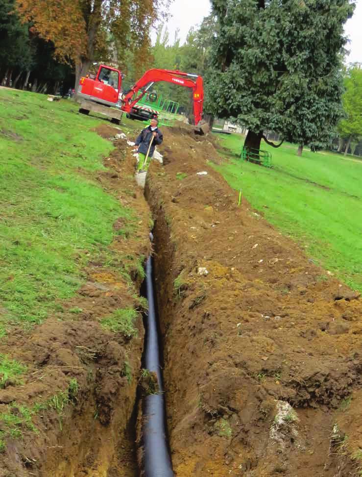 Terre-Pex in Utility Trenches Utility Trench Considerations Up to a trench depth of 4 feet, we recommend digging a vertical trench; deeper than 4 feet, we recommend a V-shaped trench.