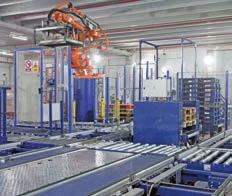 Automated warehouse with automated Pallet Shuttle