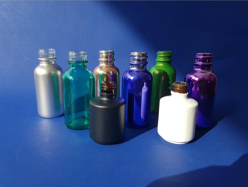 VML began to apply powder tints, metallics and textured finishes onto glass bottles in 2016.