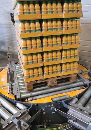 This is why Gebo pack, case and crate conveyors are designed to manage continuous flow of products and protect the aspect of overpackaging while adapting to the diversity in secondary packaging.