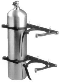 This protects the cylinder and minimises wear and tear on components, vehicle and operator FLEXIBLE MULTIFIT DESIGN BOTTLECHOCKs unique clamp design enablesany cylinder within a range of diameters to