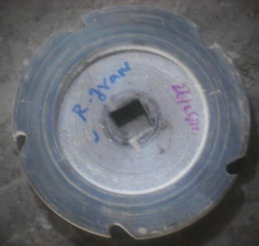 5 cm diameter and length 11 cm 05 Ground wheel Effective diameter 31 cm, With lugs diameter 36 cm 06 Guard