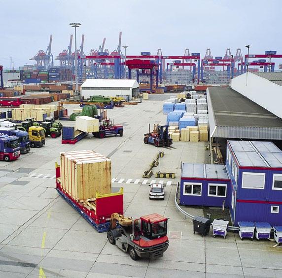 For small boxes and large bales: One-stop service CONTAINER PACKING AND SERVICE CENTRE BRIEF PROFILE HAMBURGER HAFEN UND LOGISTIK AG HHLA s container segment can do more than tranship metal boxes.