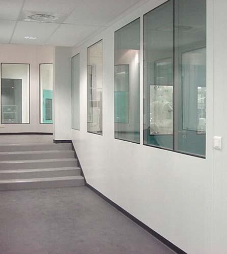 Partitions Ceilings Doors Accessories The pursuit of perfection Top-quality finish The skills and know-how of Dagard result in the design and manufacturing of topquality high technology products.