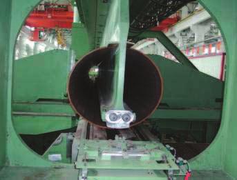 O. The open-seam pipe thus formed is sufficiently rounded, with plane-parallel edges, to be ready for welding.