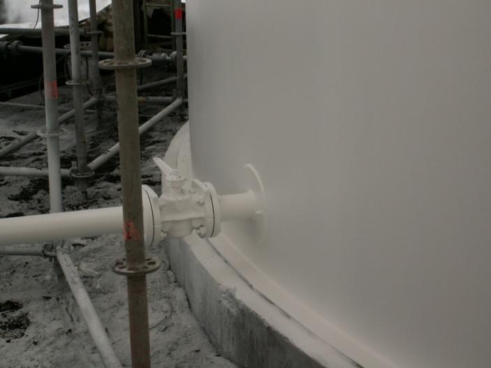 epoxy/polyurethane system applied December 2008 to a fuel tank at Ft.