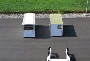 Reduced labour costs: Loading/unloading can be done by just one person because of easy access at ground level and smooth adaptation at loading ramps.