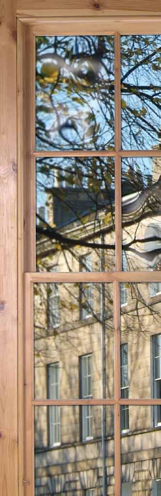 General Information on Heat Loss in Glazed Timber Sash & Case Windows Single glazed timber sash and case windows are very poor at conserving energy.