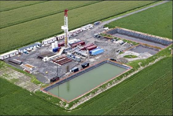 Shale gas extraction: Scotland s regulatory context Above: USA EU/UK/Scotland regulation requires: No open pits for flowback fluids.
