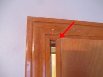 bedroom and hall door to middle front bedroom did not close/open properly.
