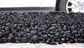 DAP method Dividing one layer into upper & lower layers and paving them concurrently Low-noise pavement Thin-layer pavement Dual-layer lownoise pavement Porous pavement Paving two layers concurrently