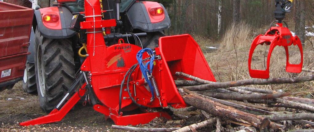 The FARMI CH 260 HFEL disk chipper with grab loader feed is the ideal