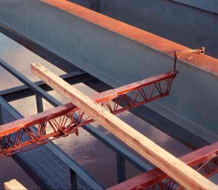Adjustable Horizontal Shores Adjustable Horizontal Shores provide an excellent means of supporting concrete slabs.