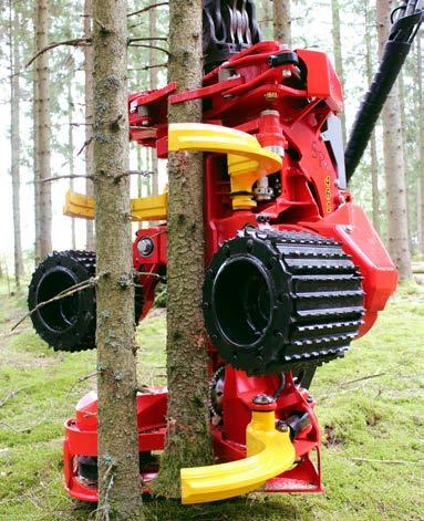 In larger diameter thinning the clever SP patents LogHold and proportional angled feed rollers gives the SP 461 LF an impressive handling and capacity.