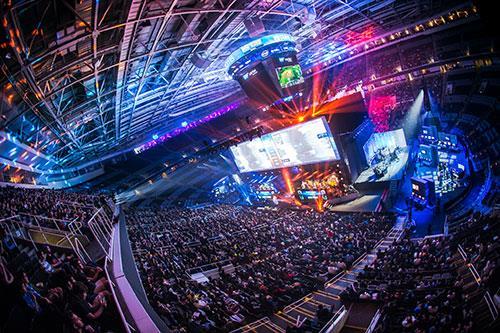AND STARTED TO ESTABLISH esports TV FORMATS FOR YOUNG AUDIENCE esports formats for TV HIGHLIGHT MAGAZINE RAN ESPORTS MONOTHEMATIC MAGAZINE LIVE EVENT COVERAGE Best of esports in