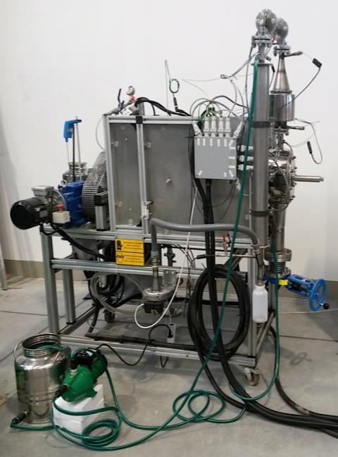 gasifier (100 kg/h, 70-100 kw e ) Downdraft Imbert-type